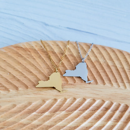 New York Necklace with Apple Charm